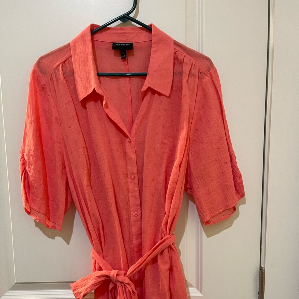 Beautiful Coral button up shirt. Size 18. Never used, new without tags.